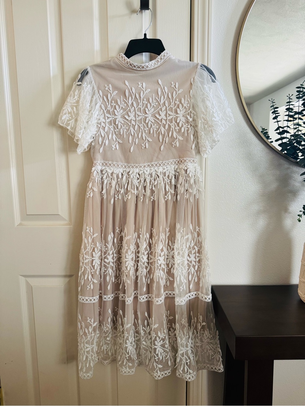 SHEIN Cream Lace Embroidered Midi Dress